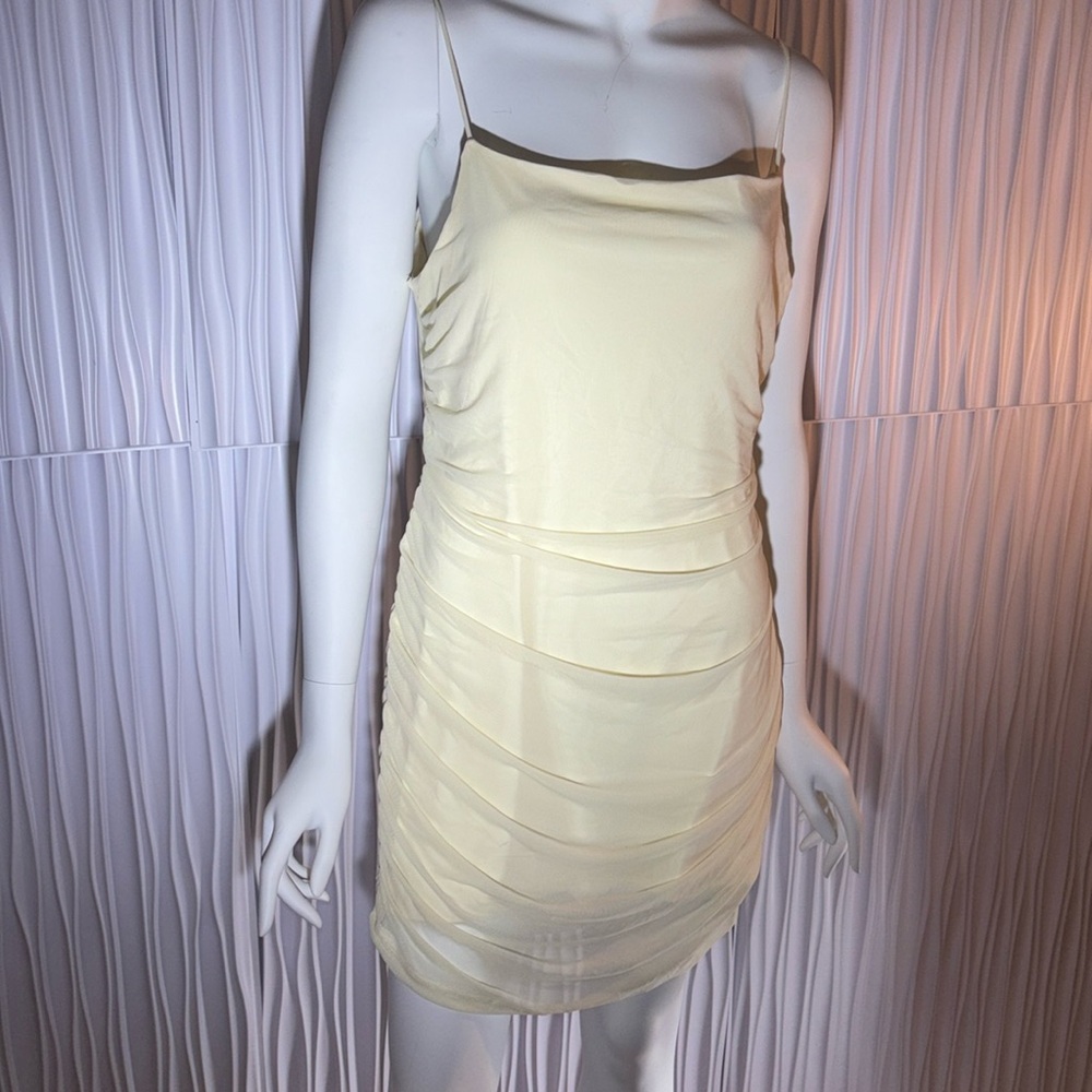 New backless cream dress XL